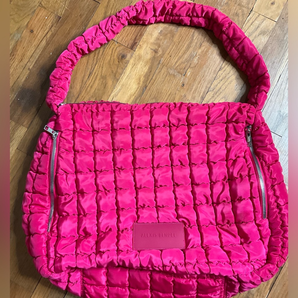 NWOT Alexis Bendel puffy quilted large tote bag shoulder purse, hot pink!